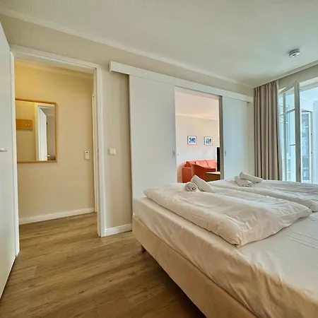 305, Seepark Apartment